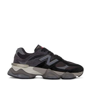 New Balance 9060 NEVER WORN NWT Black and Castlerock